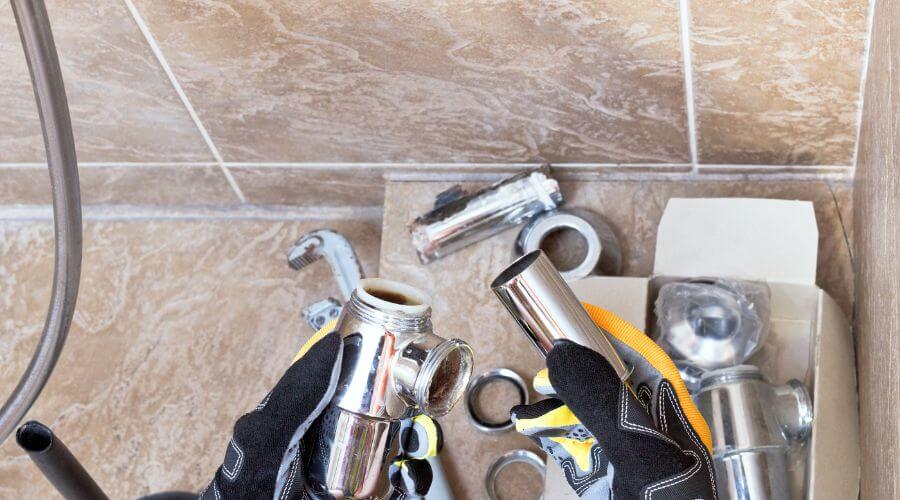 Professional gutter cleaning in Rickreall, OR